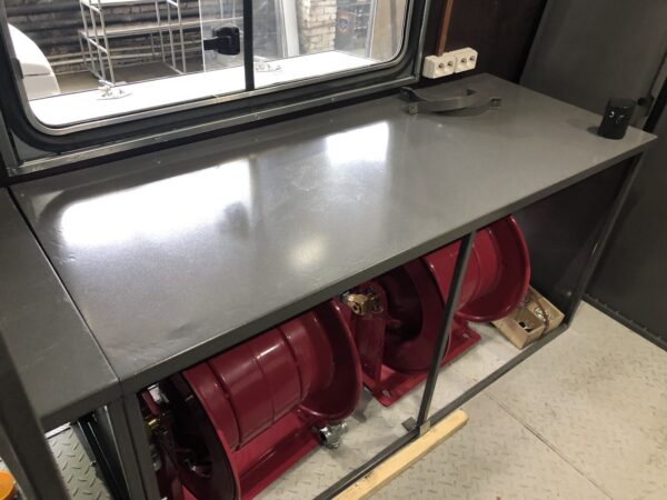 Передвижная мастерская на шасси Камаз 43118 с кму - фото 4. Передвижная мастерская на шасси Камаз 43118 с кму - фото 4.