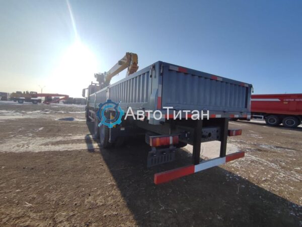 HOWO Бортовой с КМУ XCMG 6х4 - фото 2.